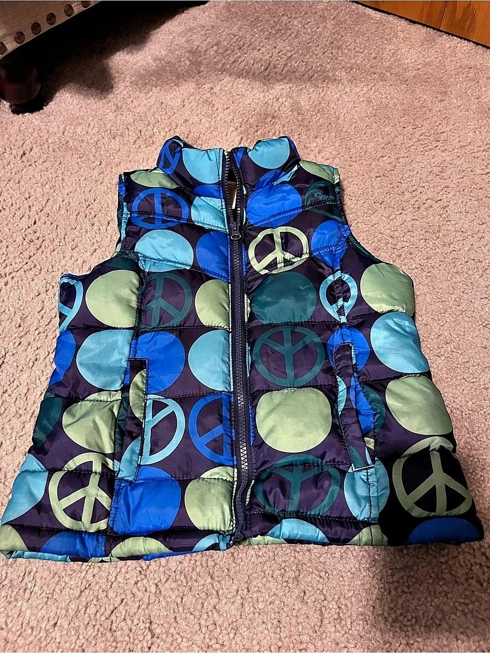 Old Navy Kid’s Geometric Puffer Vest Blue & Green Size M (8) Like New